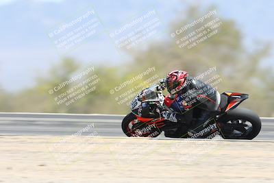 media/Apr-20-2025-CVMA (Sun) [[39090e8767]]/Race 9-Formula LW Twins Shootout/